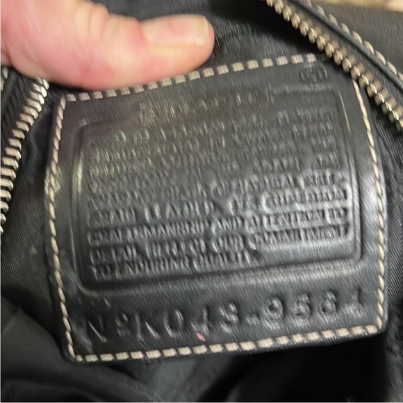 Coach Soho Black Leather Legacy Convertible Demi Hobo Shoulder Bag - Picture 8 of 9